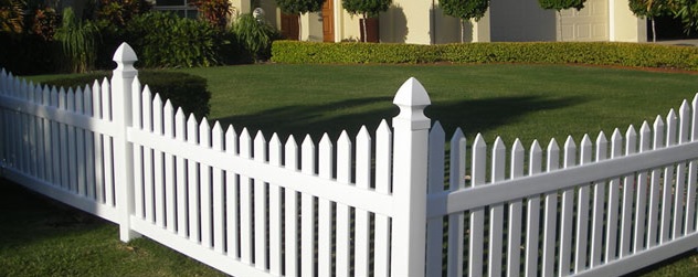 Everlast Vinyl Fencing of Calgary