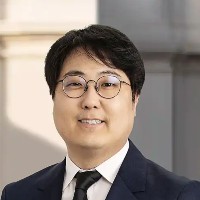 Kevin Hong, Esq.